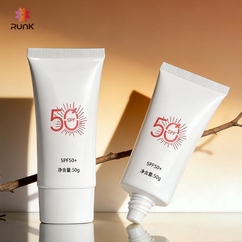 cosmetic packaging manufacturer